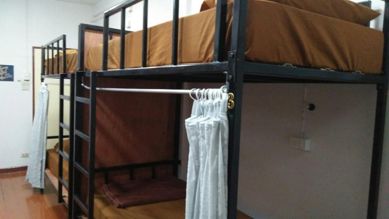 Sleepwith Me Hostel Banguecoque Quarto foto